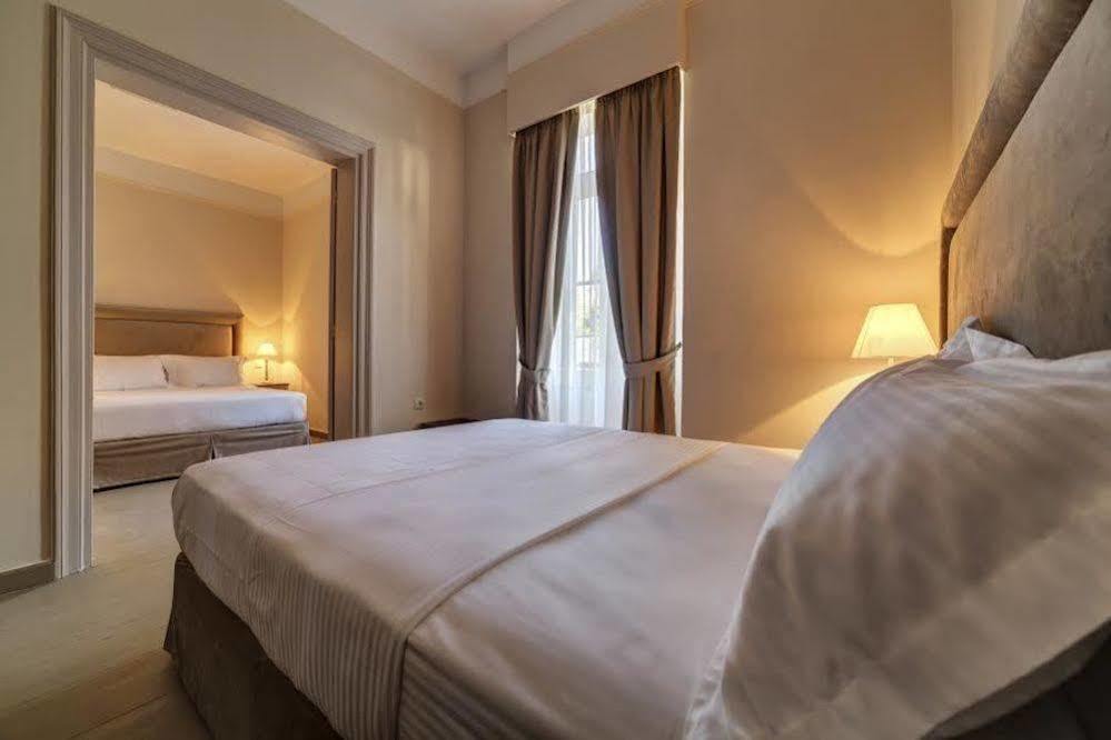 Home & Art Suites Athen Exterior foto