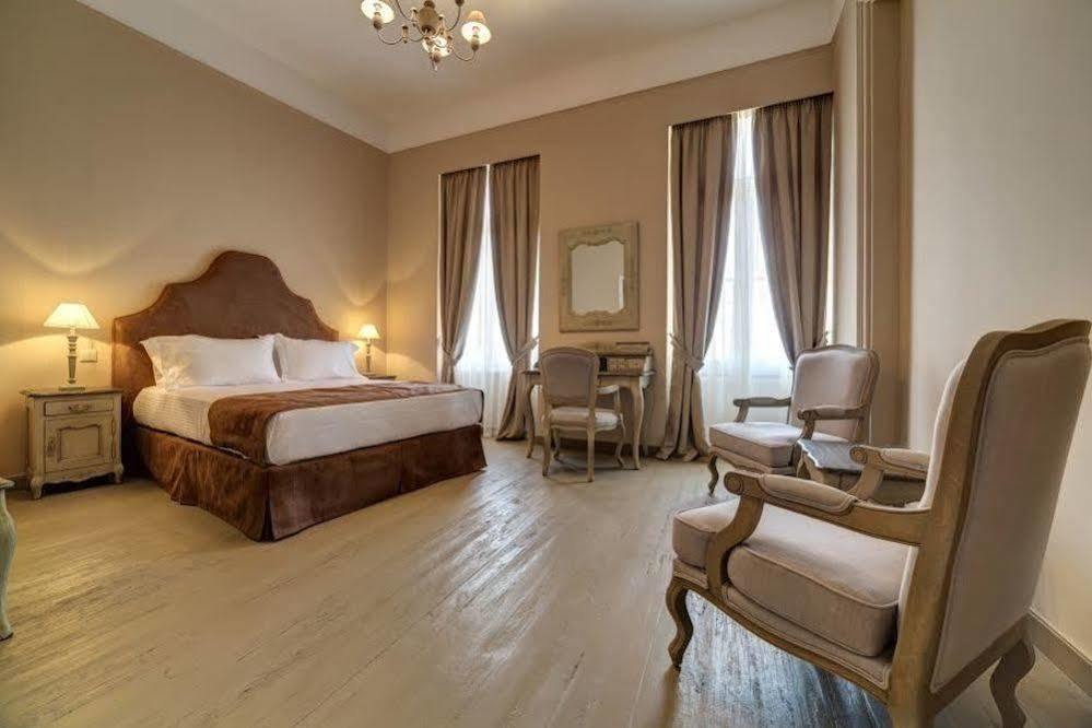 Home & Art Suites Athen Exterior foto